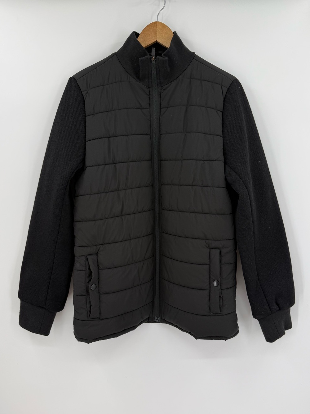 Zella Quilted Hybrid Knit Sleeves Full Zip Jacket  | Black | Small